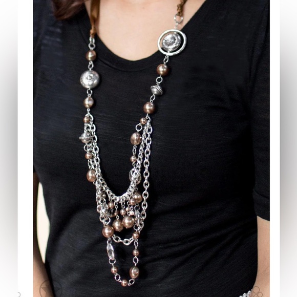 Elevate Your Style with Our Trimmings Copper Beaded Necklace and Earrings Set - Picture 3 of 3